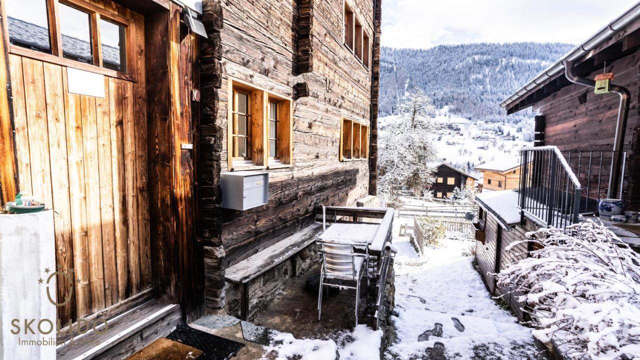 Heimeliges Walliserhaus Fiesch Zewnętrze zdjęcie